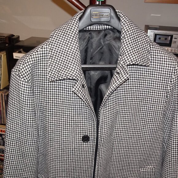Men's H&M Herringbone Coat - Picture 2 of 4